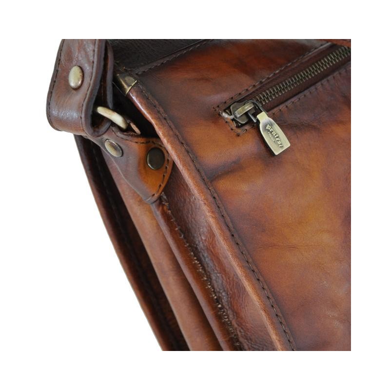 Leather shoulder bag "Val D'Orcia"