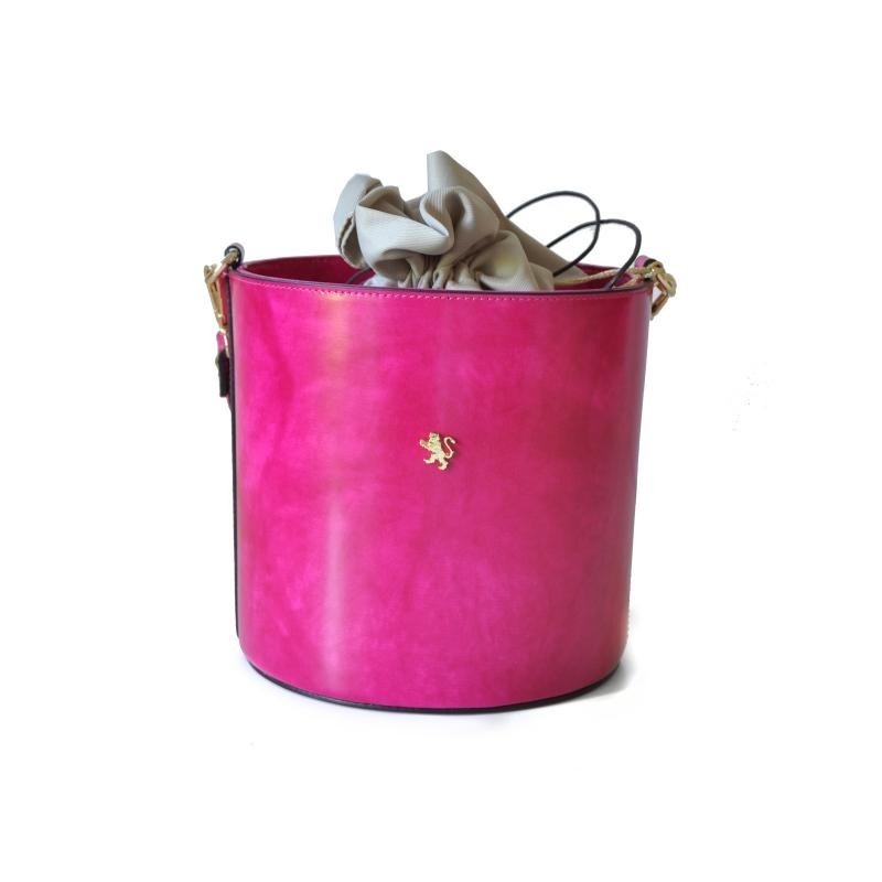 Skórzana torebka damska na rączce z łańcuszkiem "Secchiello" R335