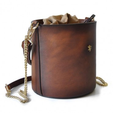 Bucket-shaped women's handbag in leather B335