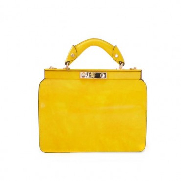 Vittoria Colonna leather handbag with a wonderful design.