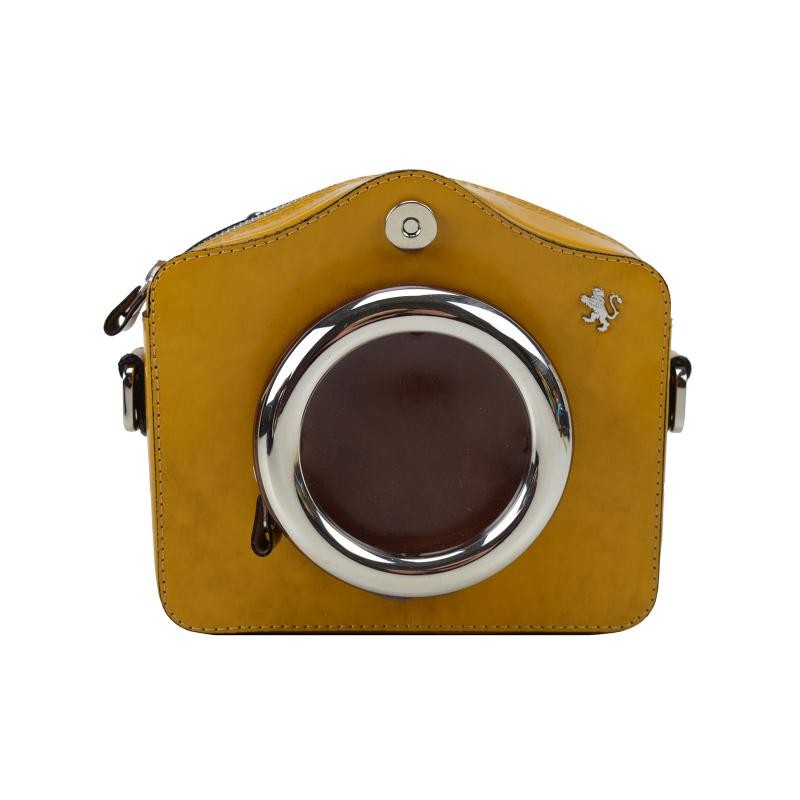 Piccola borsa a tracolla in pelle realizzata a immagine di una macchina fotografica. R444P
