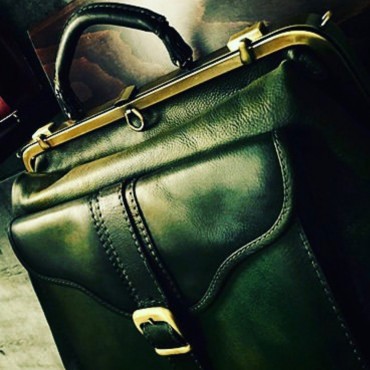 Leather Travel bag "Mary Poppins"