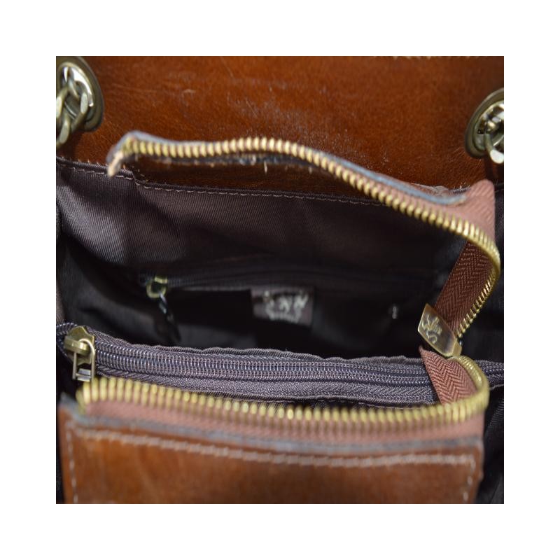 A classy leather bag with chain, completely Made in Italy "Ania"