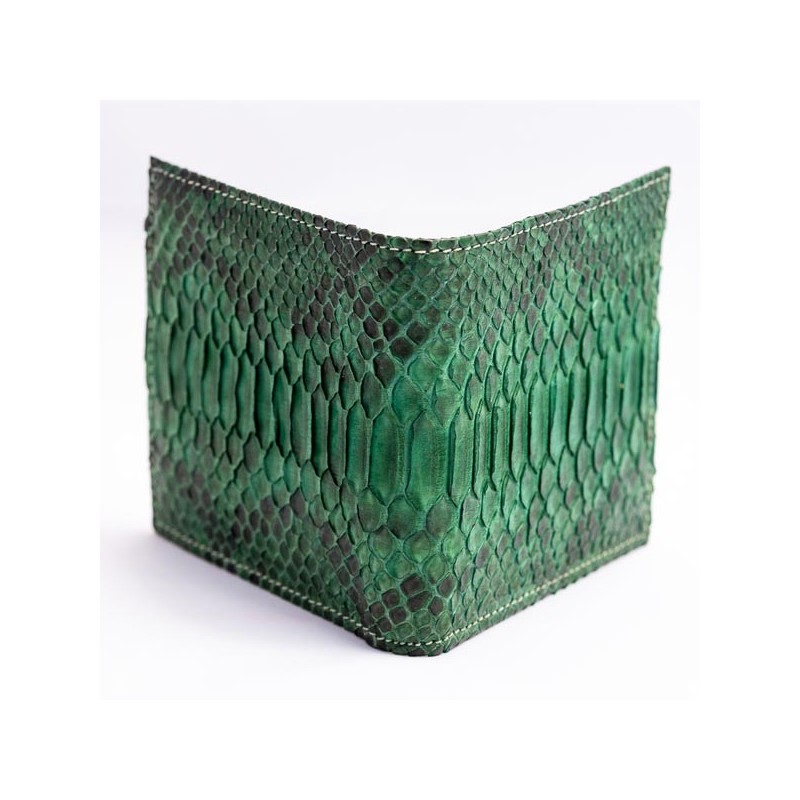 Wallet in genuine python leather entirely handmade in emerald green color