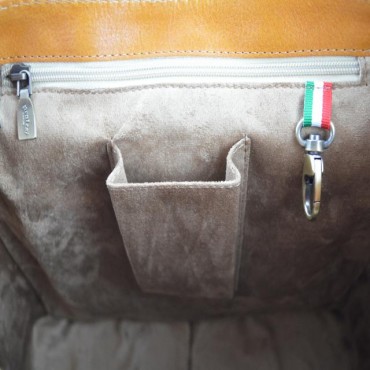 Sports leather bag with pockets "Tosca"