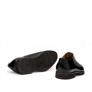 Sznurowane buty męskie ze skóry cielęcej postarzanej model Oxford czarny