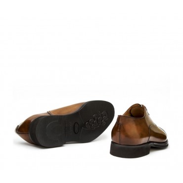 Sznurowane buty męskie ze skóry cielęcej postarzanej model Oxford brązowy ciemny