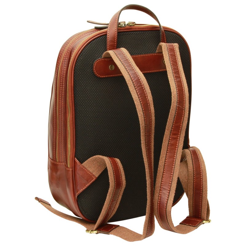Leather backpack "Malbork" B
