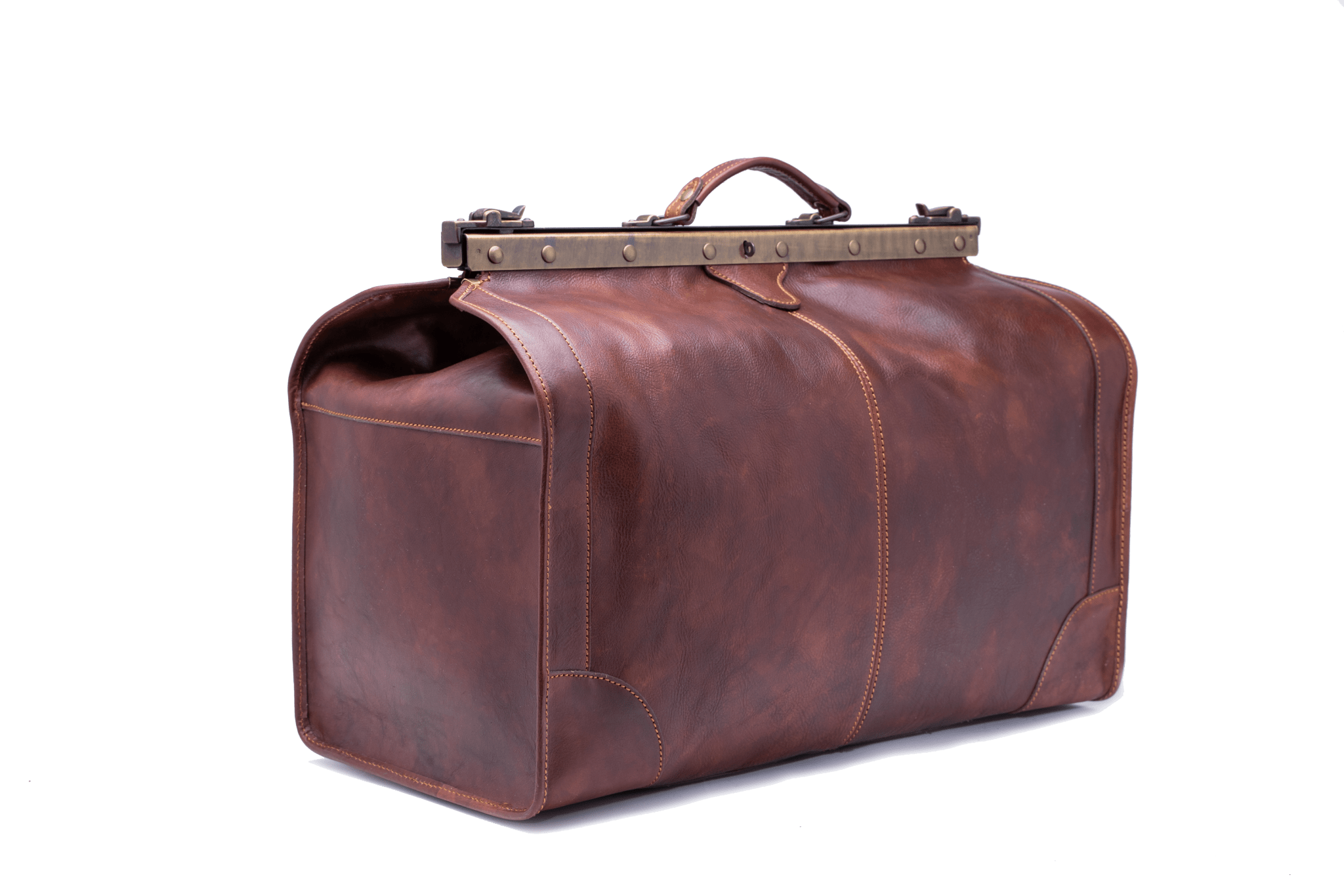 Travel bag in full grain leather. Model "Old America" ("Old America") With this model you will not go unnoticed your travels will always be interesting. .