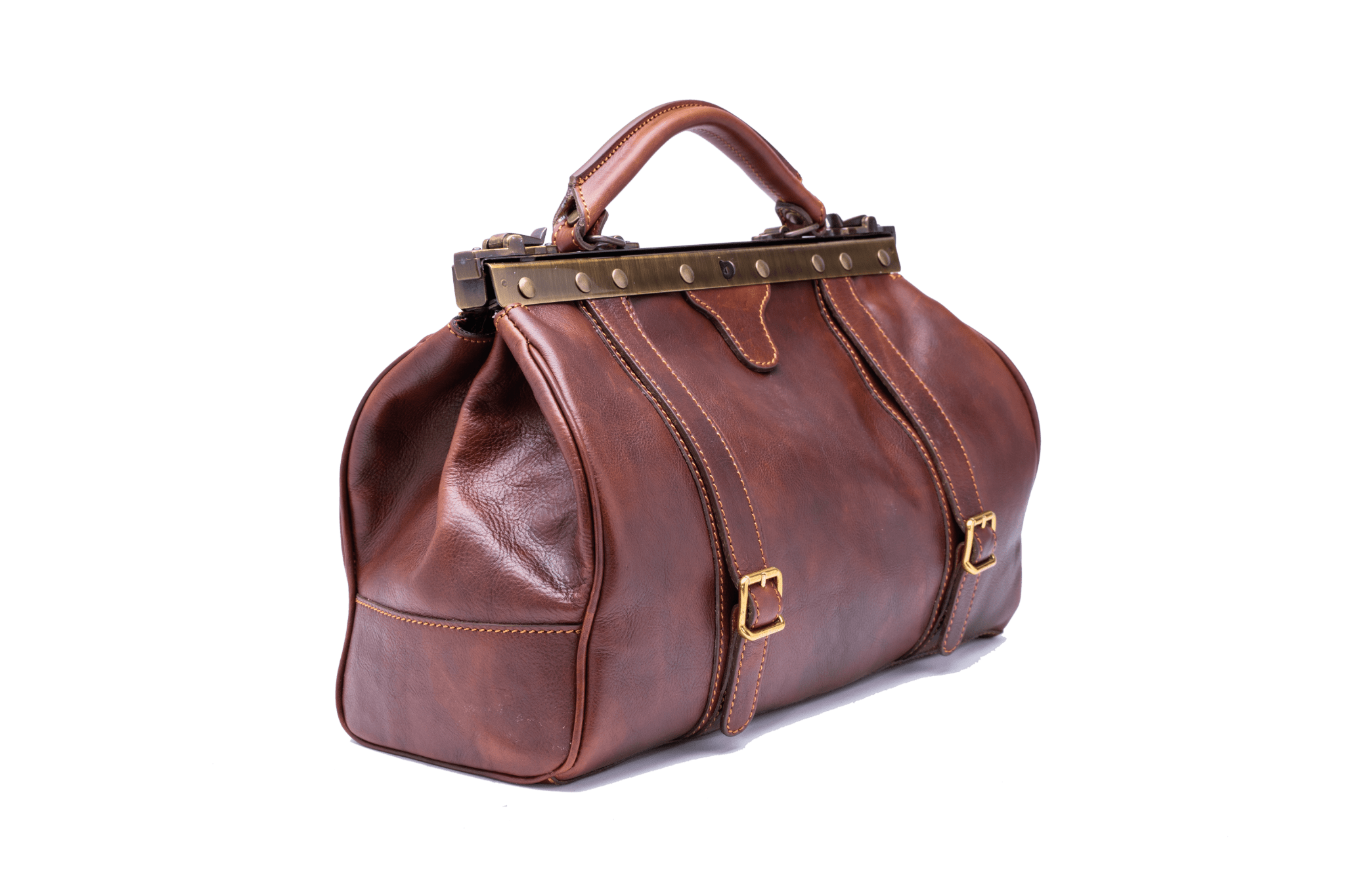 The Old America leather doctor's bag fascinates with its timeless style and elegance.
