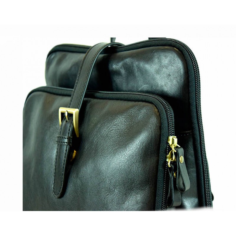 Practical women's leather backpack 100% made in italy vegetable tanned hand dyed leather.
