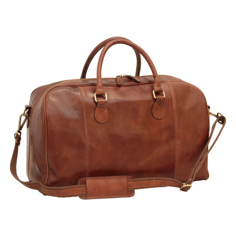 Daffel bag in soft vegetable tanned calfskin, light but very resistant, this model adapts to any outfit, both for men and women.